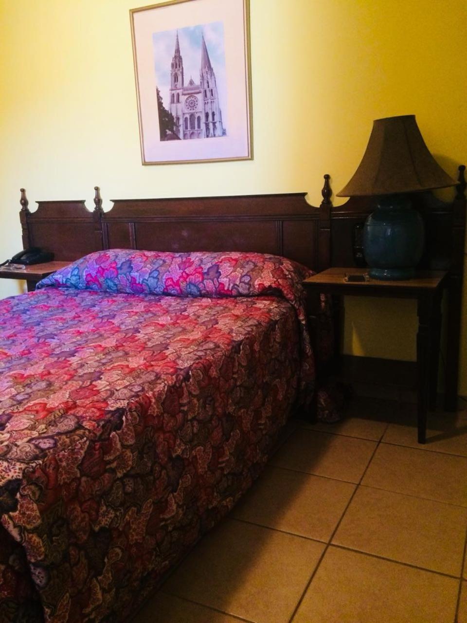 Hotel El Dorado Sabinas エクステリア 写真
