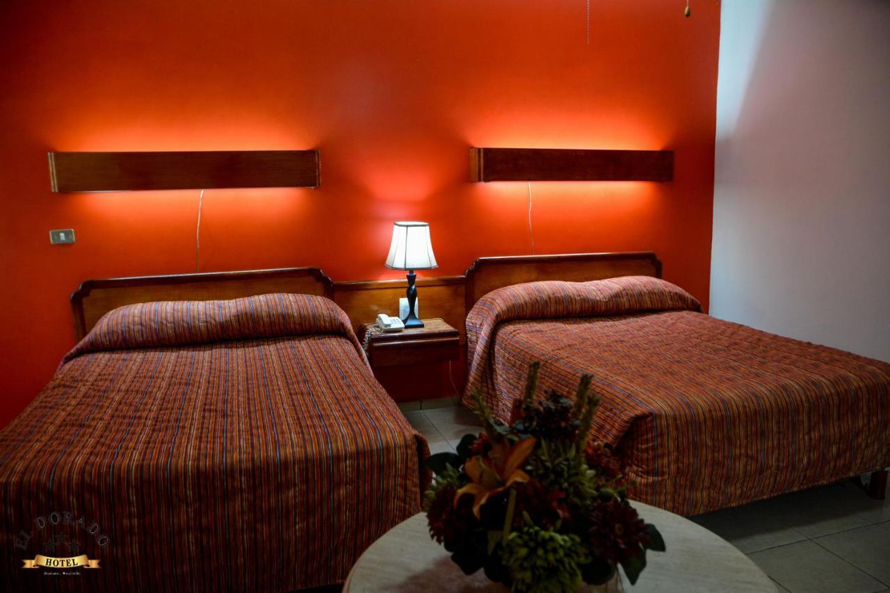 Hotel El Dorado Sabinas エクステリア 写真