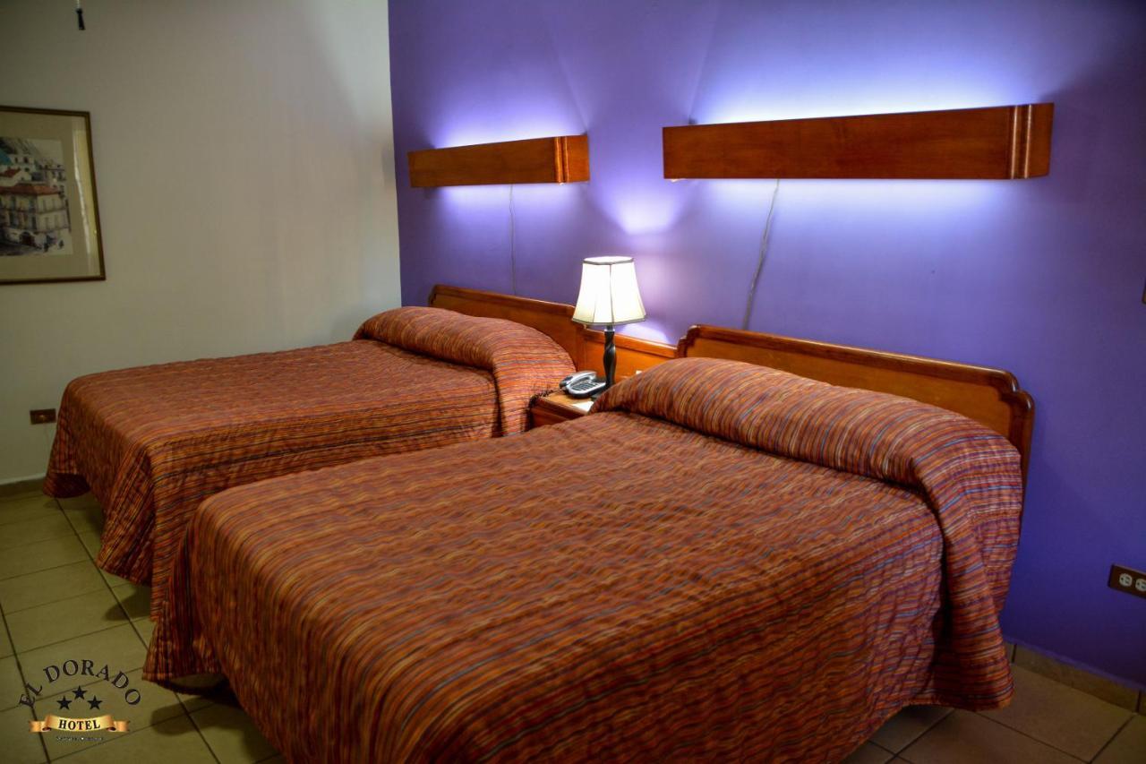 Hotel El Dorado Sabinas エクステリア 写真