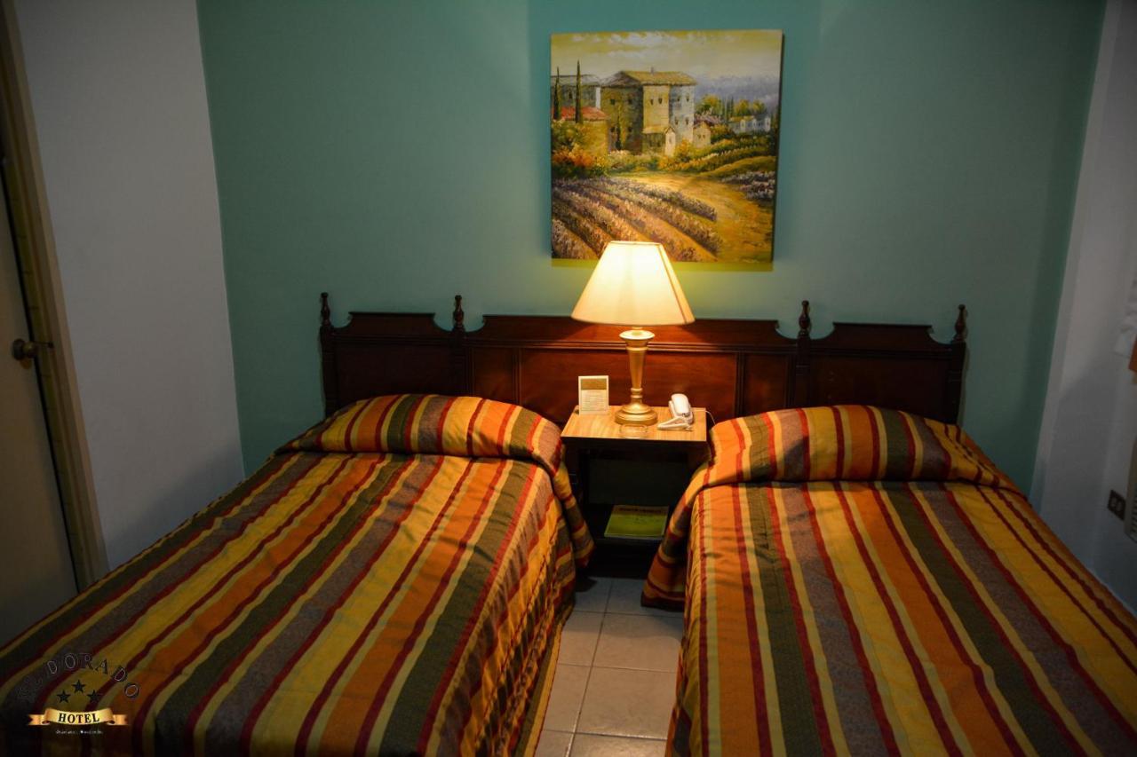Hotel El Dorado Sabinas エクステリア 写真