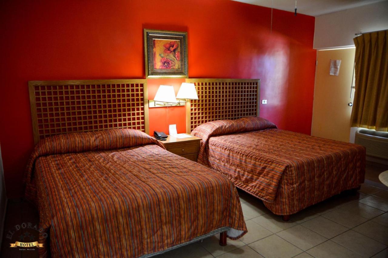 Hotel El Dorado Sabinas エクステリア 写真