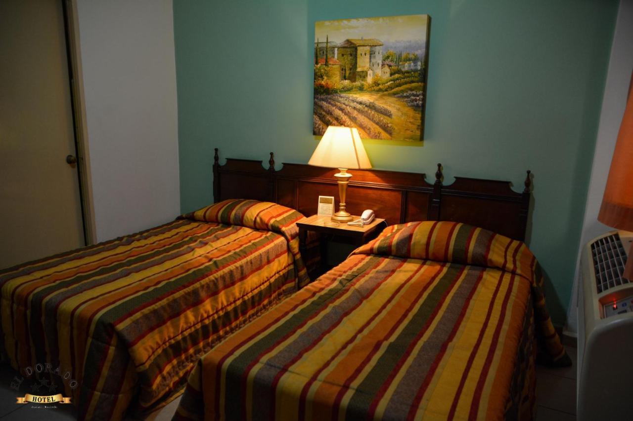 Hotel El Dorado Sabinas エクステリア 写真